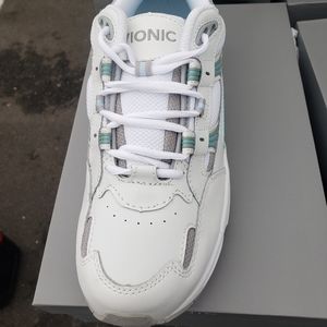 Vionic shoes